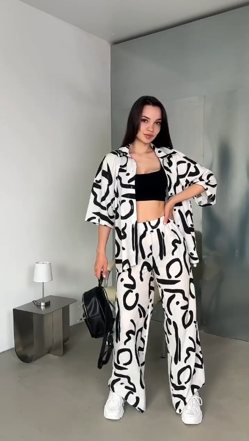 Black and White Irregular Stripes Two Piece Set